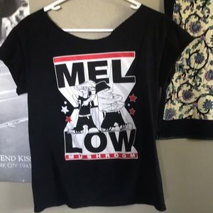 Mellow mushroom tee shirt